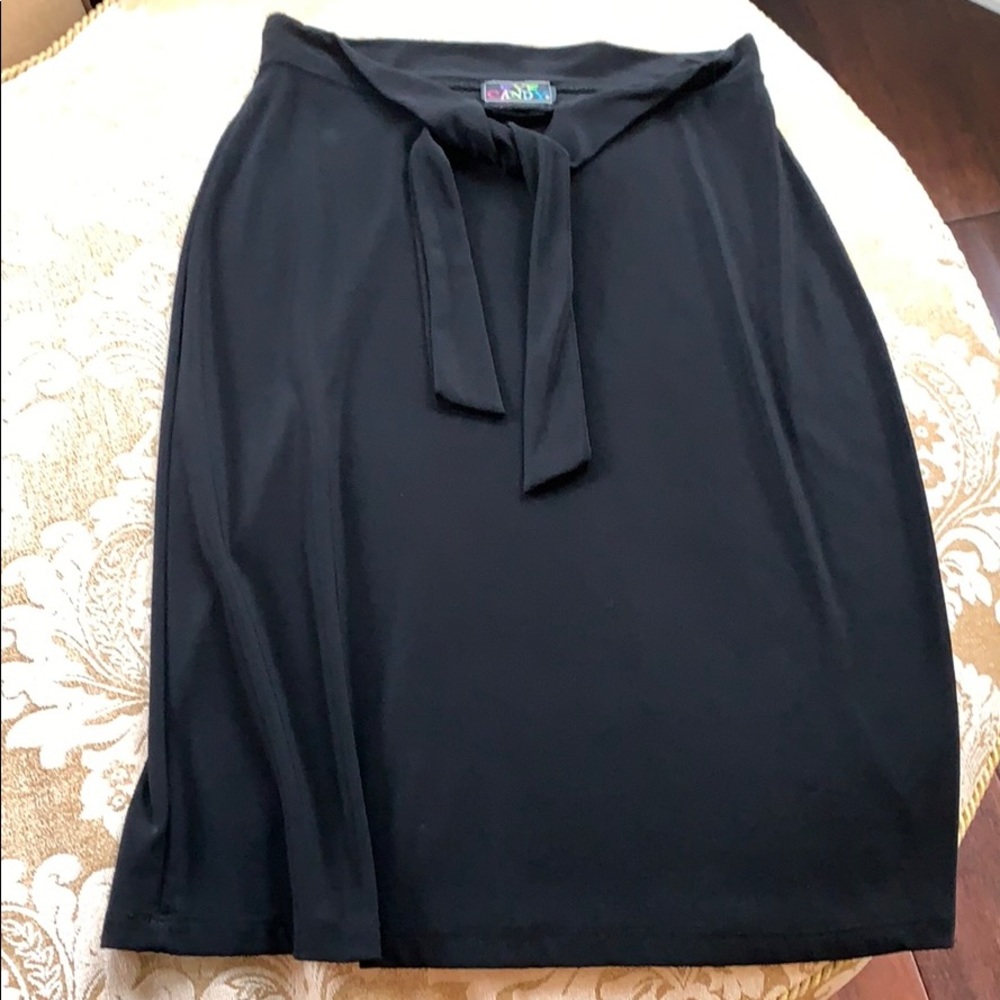 Black skirt